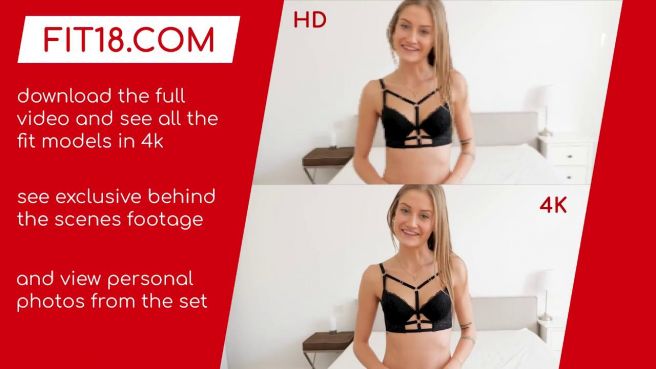 Сводная сестра с маленькими дойками просит кончить ей в ротик