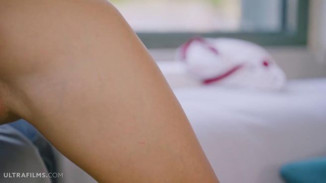 Красивые лесби кончают в позе 69 и стонут