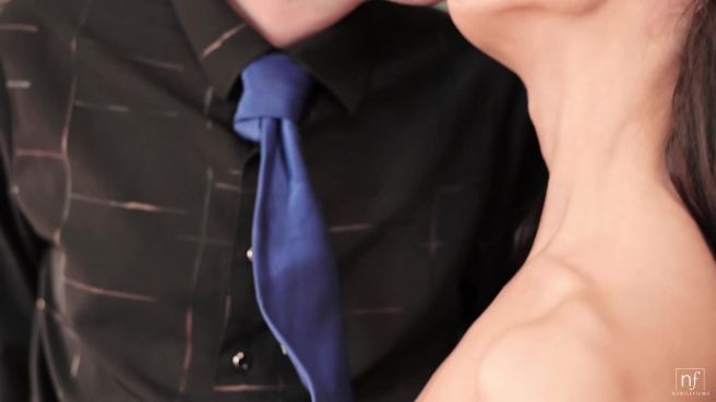 Секс втроём был просто неминуем