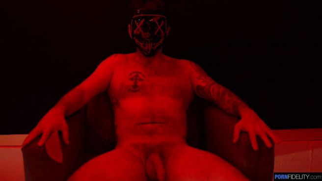 Паренек накончал красивой девахе в письку после романтичного секса